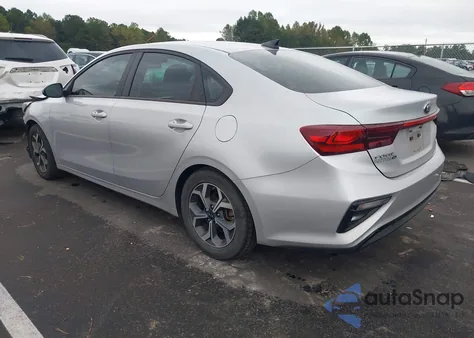2020 Kia Forte Lxs z USA, uszkodzony, nr VIN 3KPF24AD7LE225475